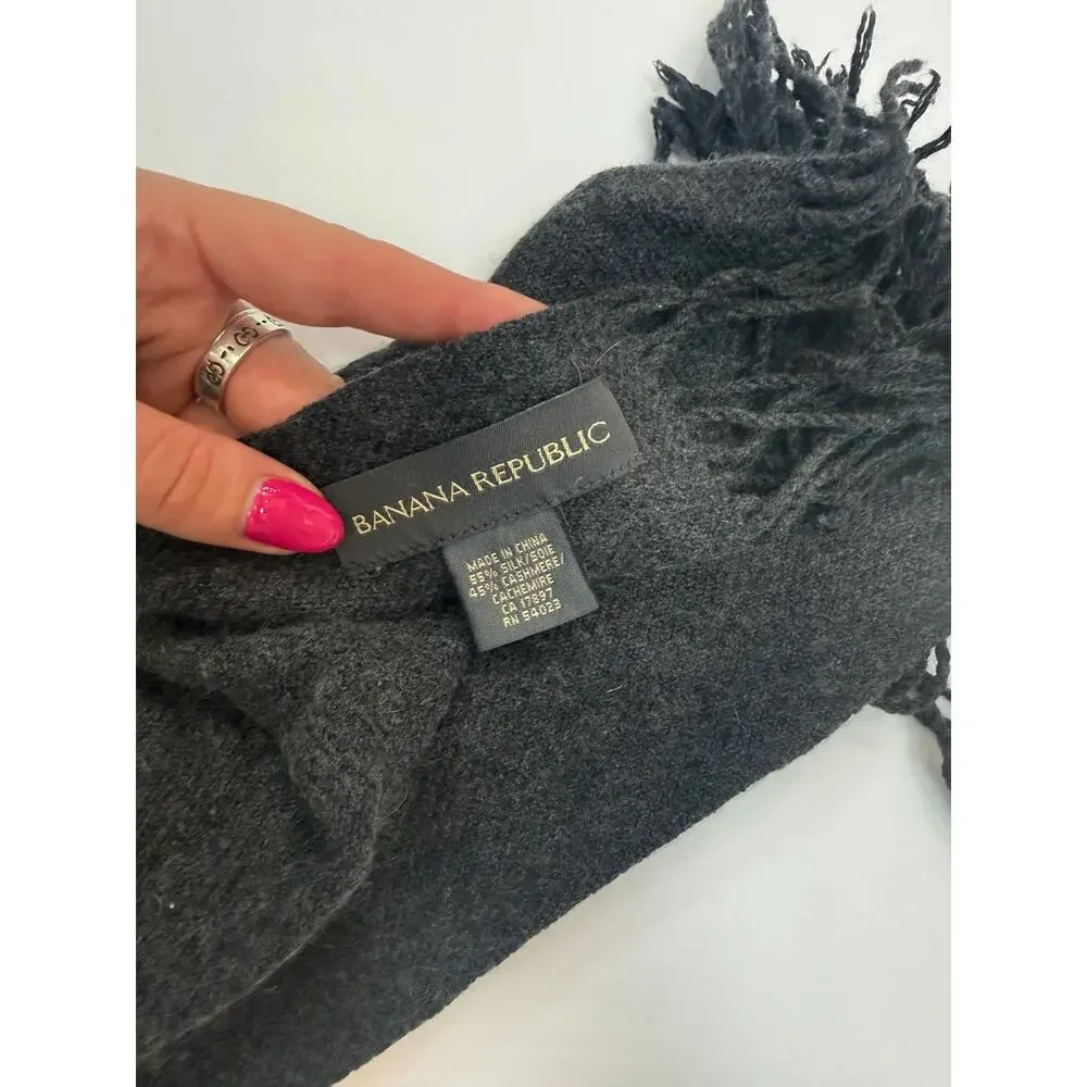 Vintage Banana Republic Scarf